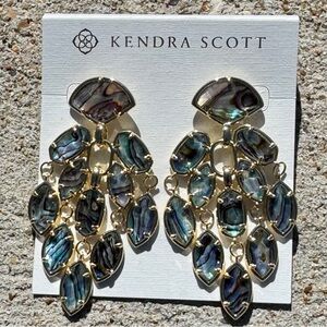 ✨ Kendra Scott Gwen Statement Earrings – Gold Abalone Shell (Retired Style) ✨